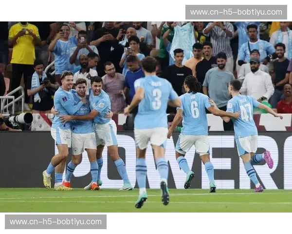 红蓝博弈的曼彻斯特：不仅仅是一场德比，更是灵魂与霸权的终极交响